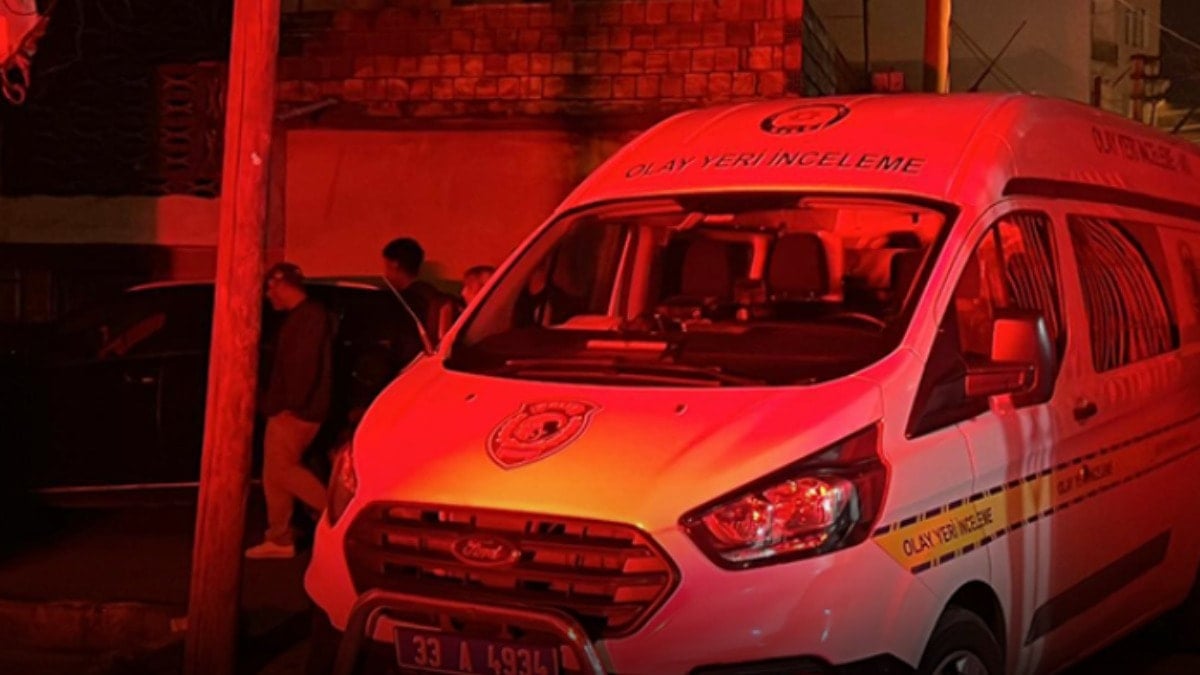 Tesadüfen yaşıyoruz! 18 yaşındaki genç kız kurşunların hedefi oldu