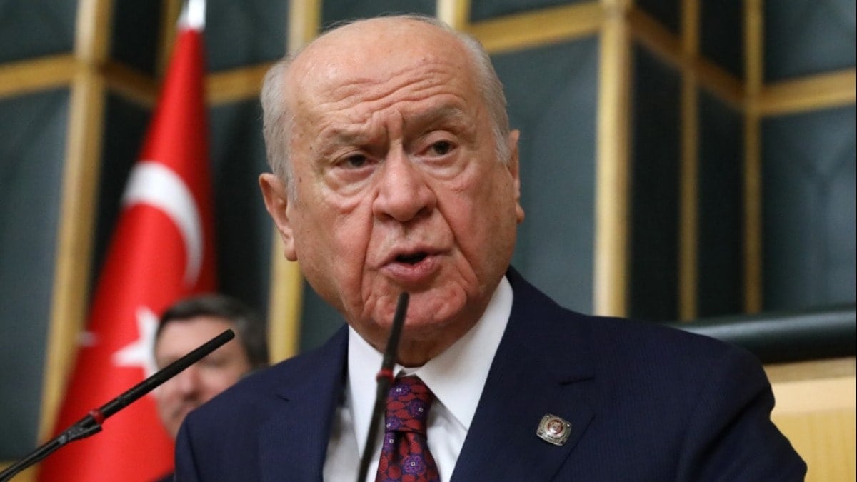 Bahçeli'den çağrı: Pedro Sanchez her ülkeye örnek olmalı