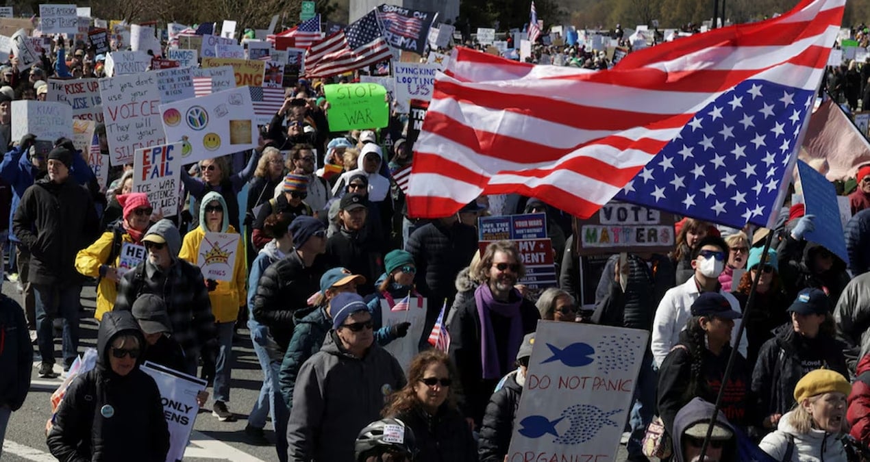 ABD halkı Trump yönetimine karşı sokağa indi