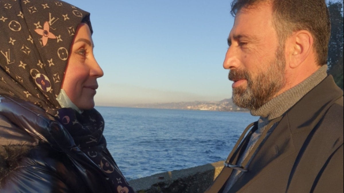 Boşanma aşamasındaki eşini öldürüp, aynı silahla intihar etti