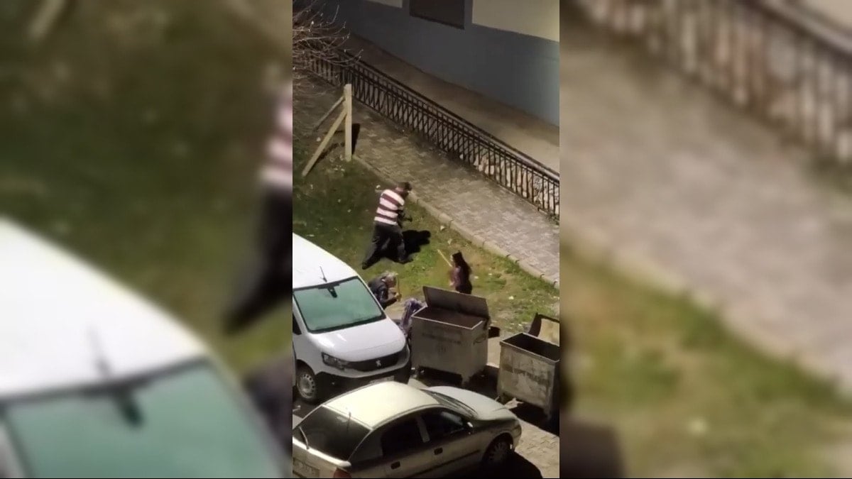 Evinin önüne gittiği eski eşiyle tartışan kişi komşulardan dayak yedi!