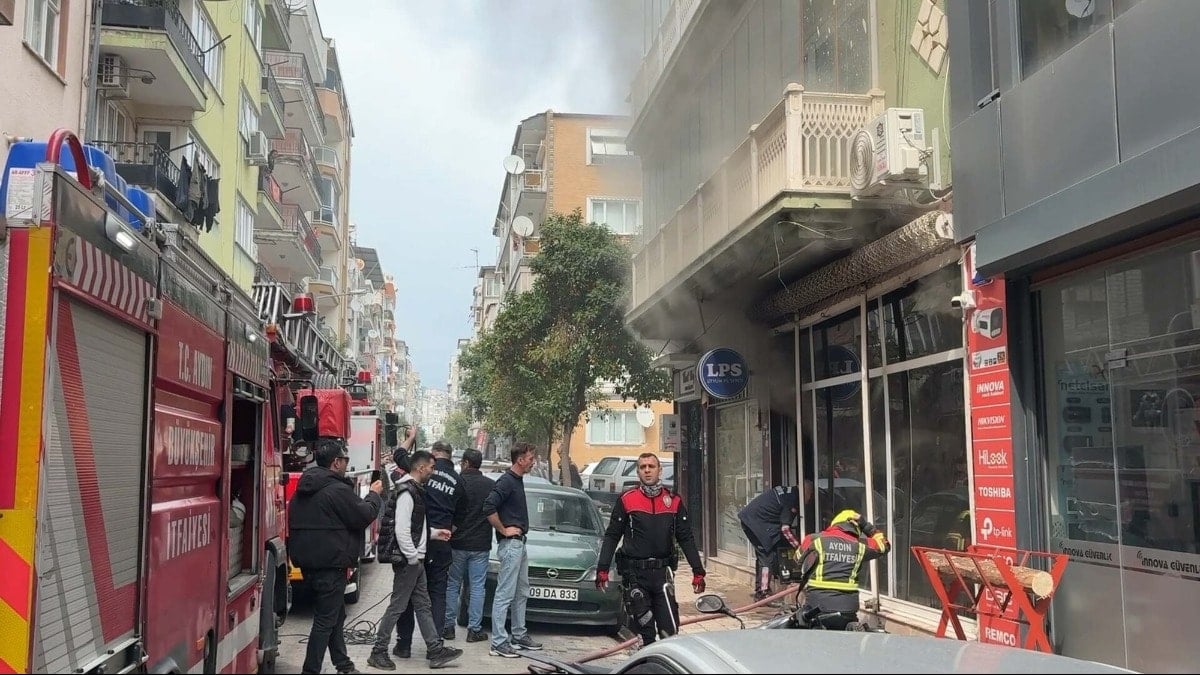 Şarjdaki batarya patladı, iş yerinde yangın çıktı