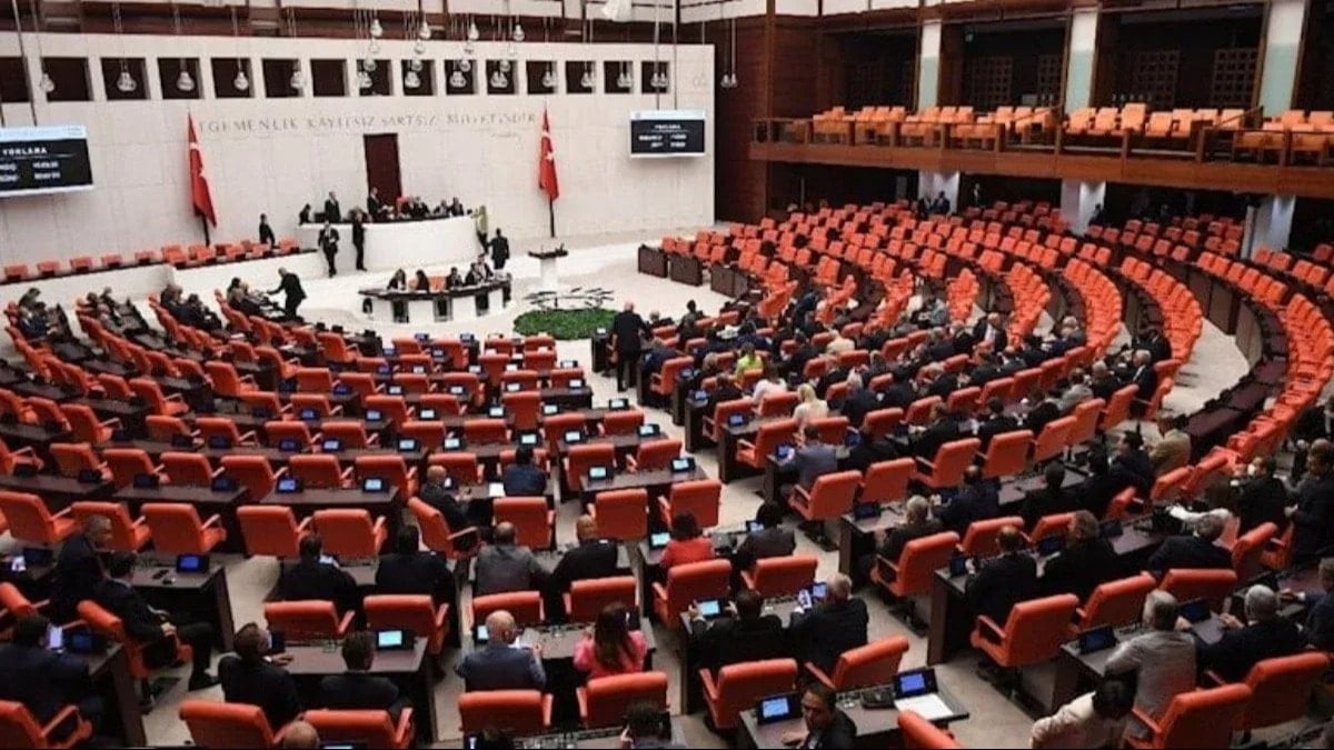 İktidarın torba yasası yolda: Öğrenci affında yeni düzenleme geliyor