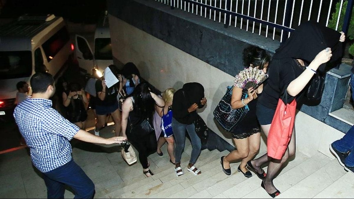 İstanbul'da 'fuhuş evi' operasyonu: 14 şüpheli hakkında gözaltı kararı