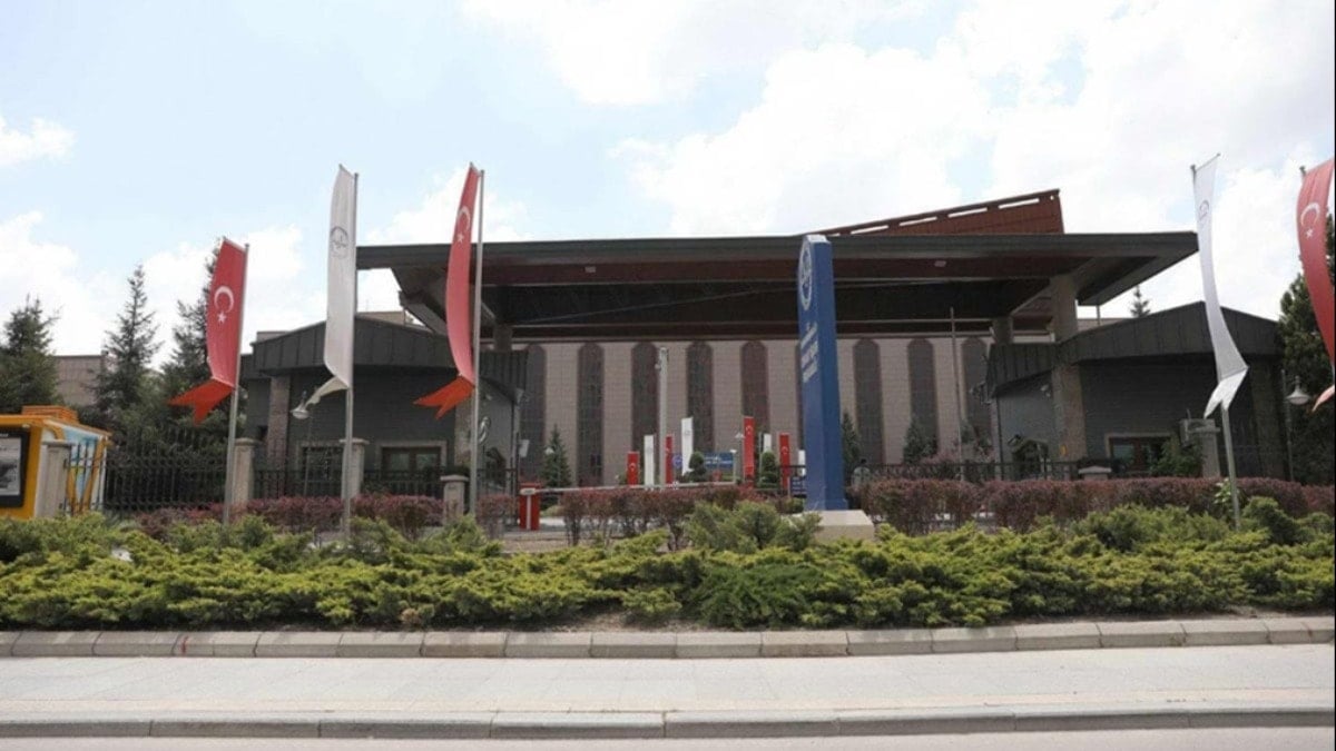 Diyanet’in kazanovasını oğlu izleyip ifşa etmiş