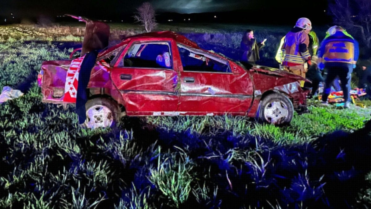 Takla atan otomobildeki 1 kişi öldü, 1'i ağır 3 kişi yaralandı