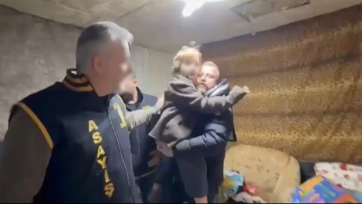 7 yıl esir tutulan küçük çocuk adını bile bilmiyormuş!