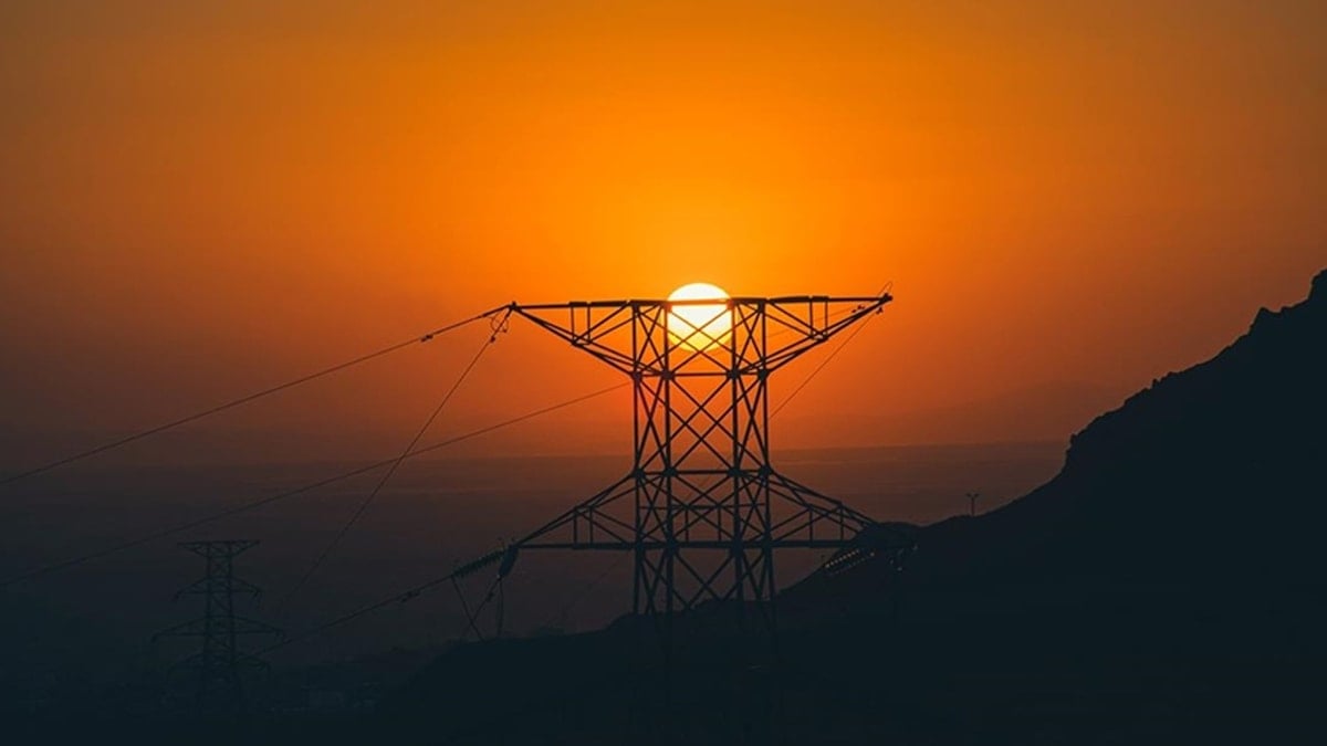 İran vanayı kapattı: Bir ülke karanlığa gömülebilir