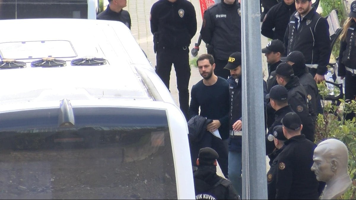 Ünlülere yönelik uyuşturucu soruşturması; şüpheliler Adli Tıp Kurumu'na getirildi