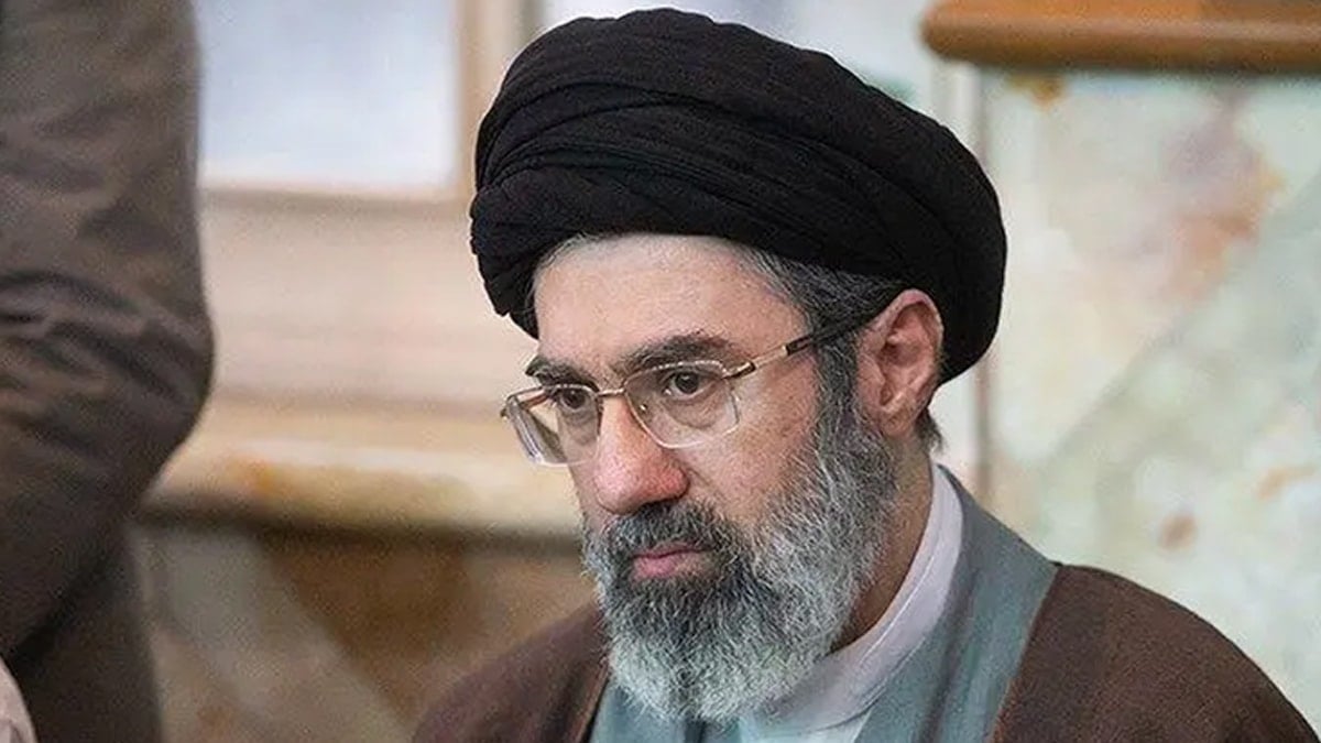 Trump ‘İran'ın yeni lideri olacak’ iddialarına ateş püskürmüştü: Hamaney'in oğluna saldırı