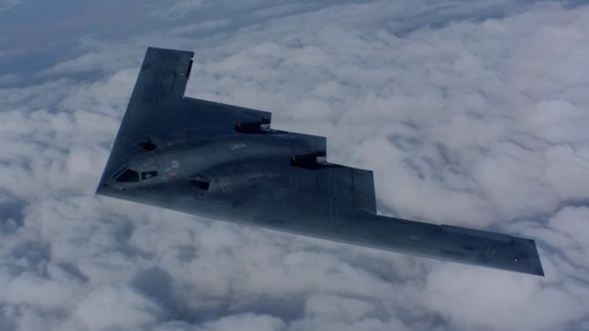 ABD paylaştı: B-2 bombardıman uçakları havalandı