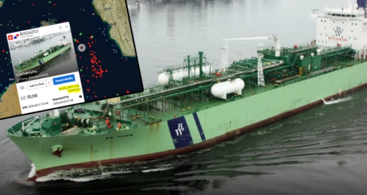 Savaşın ortasında kalan Türk gemisi apar topar adını değiştirdi