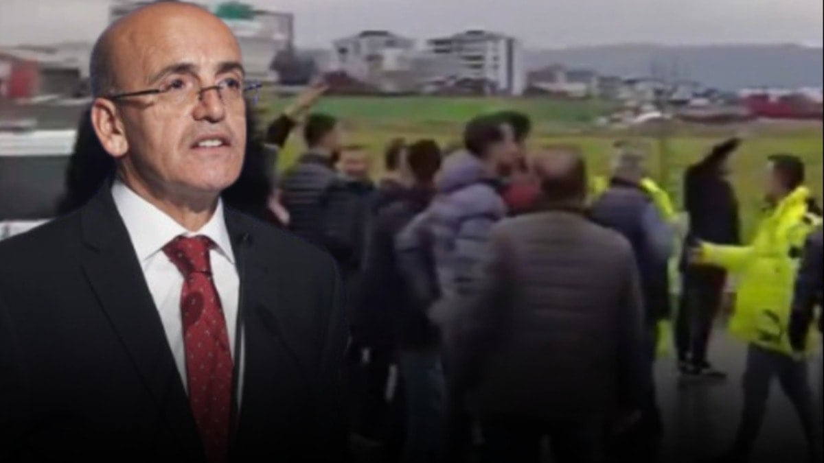 Mehmet Şimşek memleketinde yuhalandı