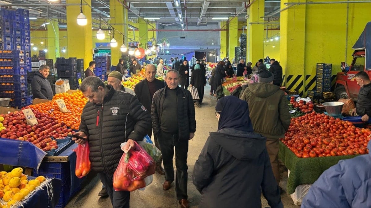 Savaşın ateşi pazarı yaktı