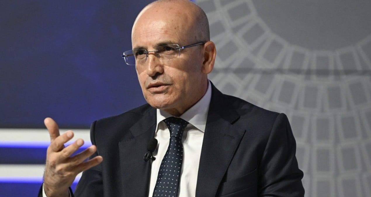 Şimşek garibanı silkeledi, zengini affetti