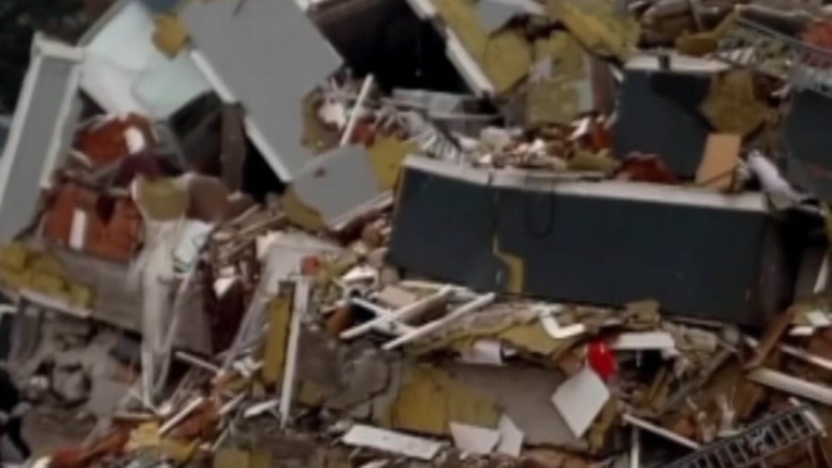 35 kişinin ölmüştü! Ezgi Apartmanı davasının firari sanığı yakalandı