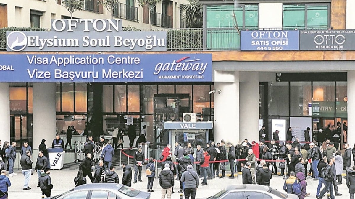 Vizesiz AB yolu İmamoğlu’ndan geçiyor