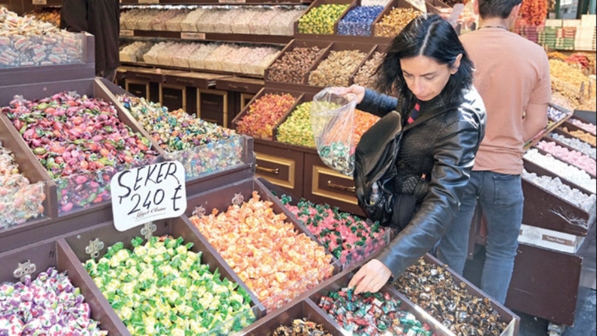 Bayramı 6.3 trilyonluk borçla karşıladık