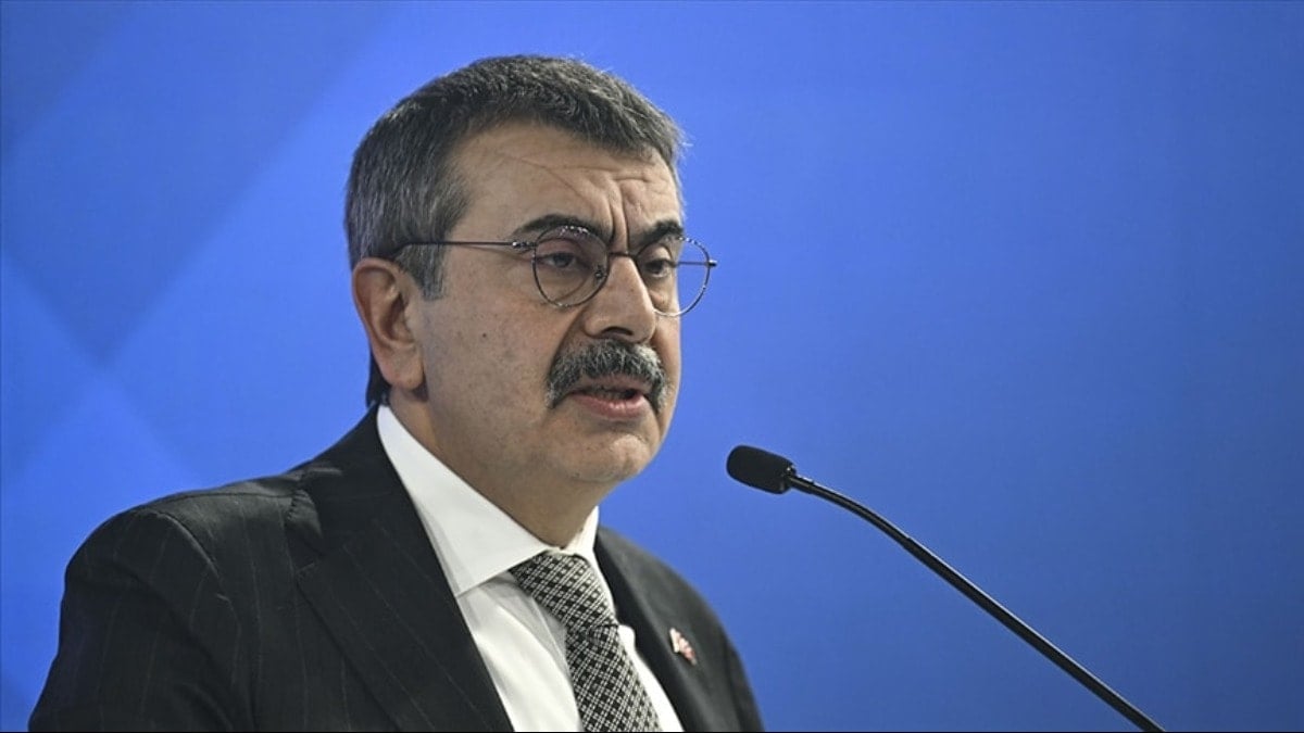 Ara tatil kaldırılıyor mu? Bakan Tekin 180 iş günü vurgusu yaptı öğretmenler 'Hayır' dedi
