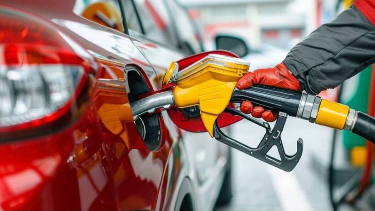 Benzin ve motorine yeni zam geldi