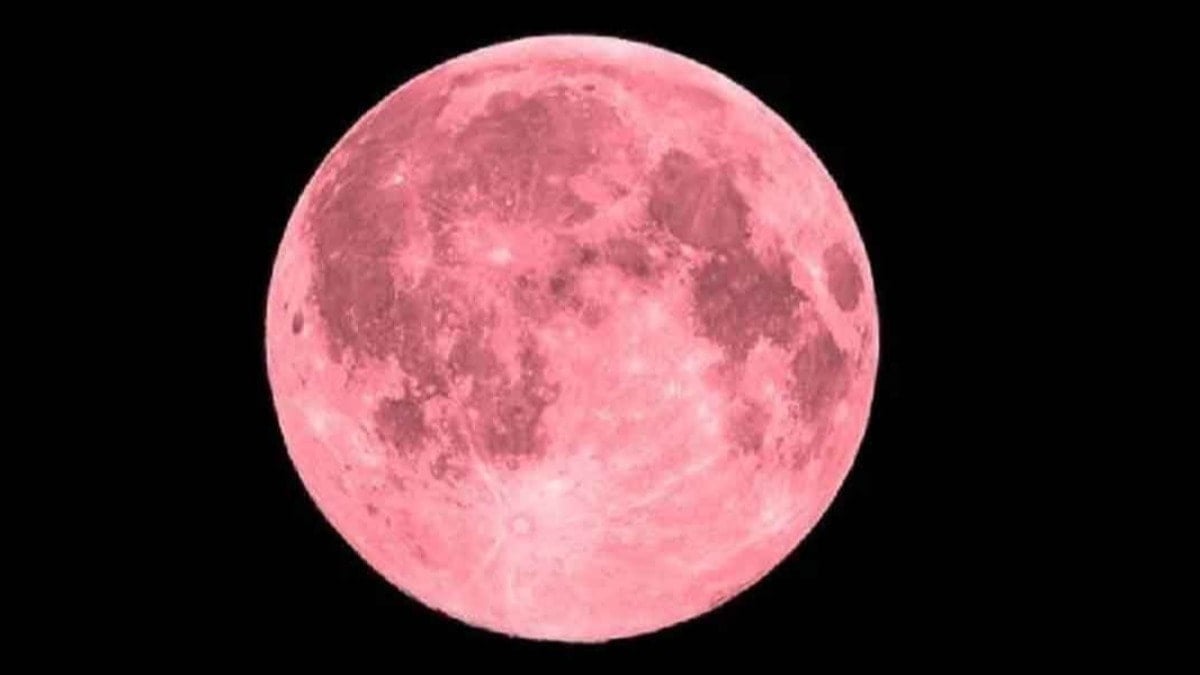 Pembe dolunay ne zaman görülecek? Türkiye'den izlenebilecek mi?