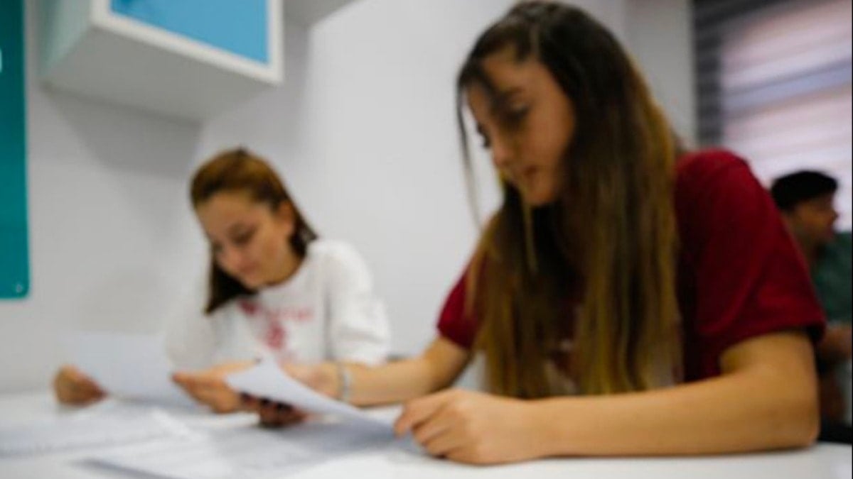 Gençler gelecekten umudunu kesti