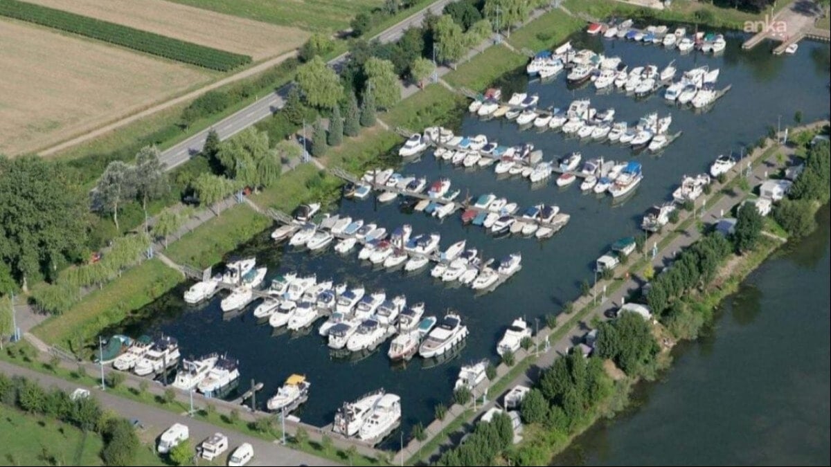 'Turpun küçüğü' açıklamalarına "Lüksemburg’da deniz yok, yat nereden gelsin?" denildi: Marina olduğu ortaya çıktı
