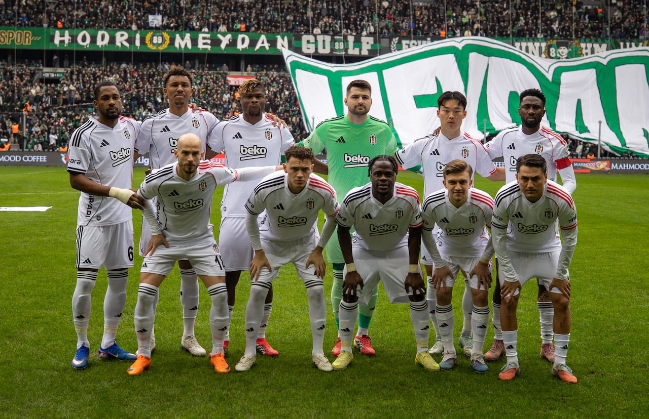 Beşiktaş yeni logosunu tanıttı