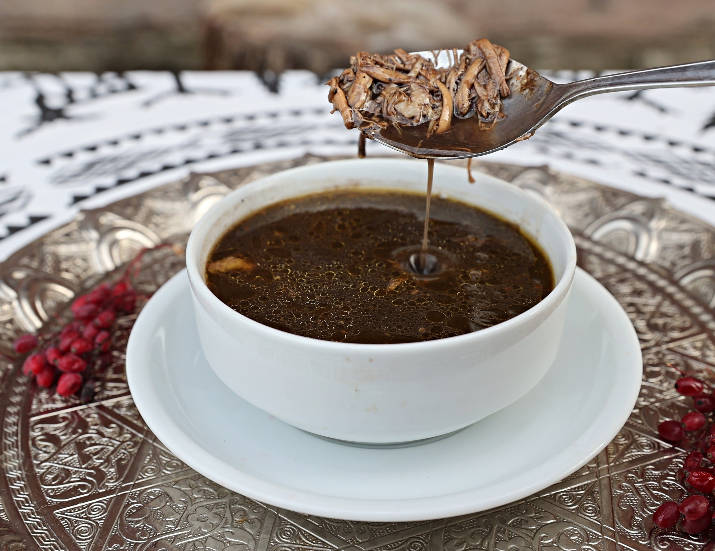 'Ağa çorbası' da deniliyor, Kastamonu'dan toplanan bitkiden yapılıyor