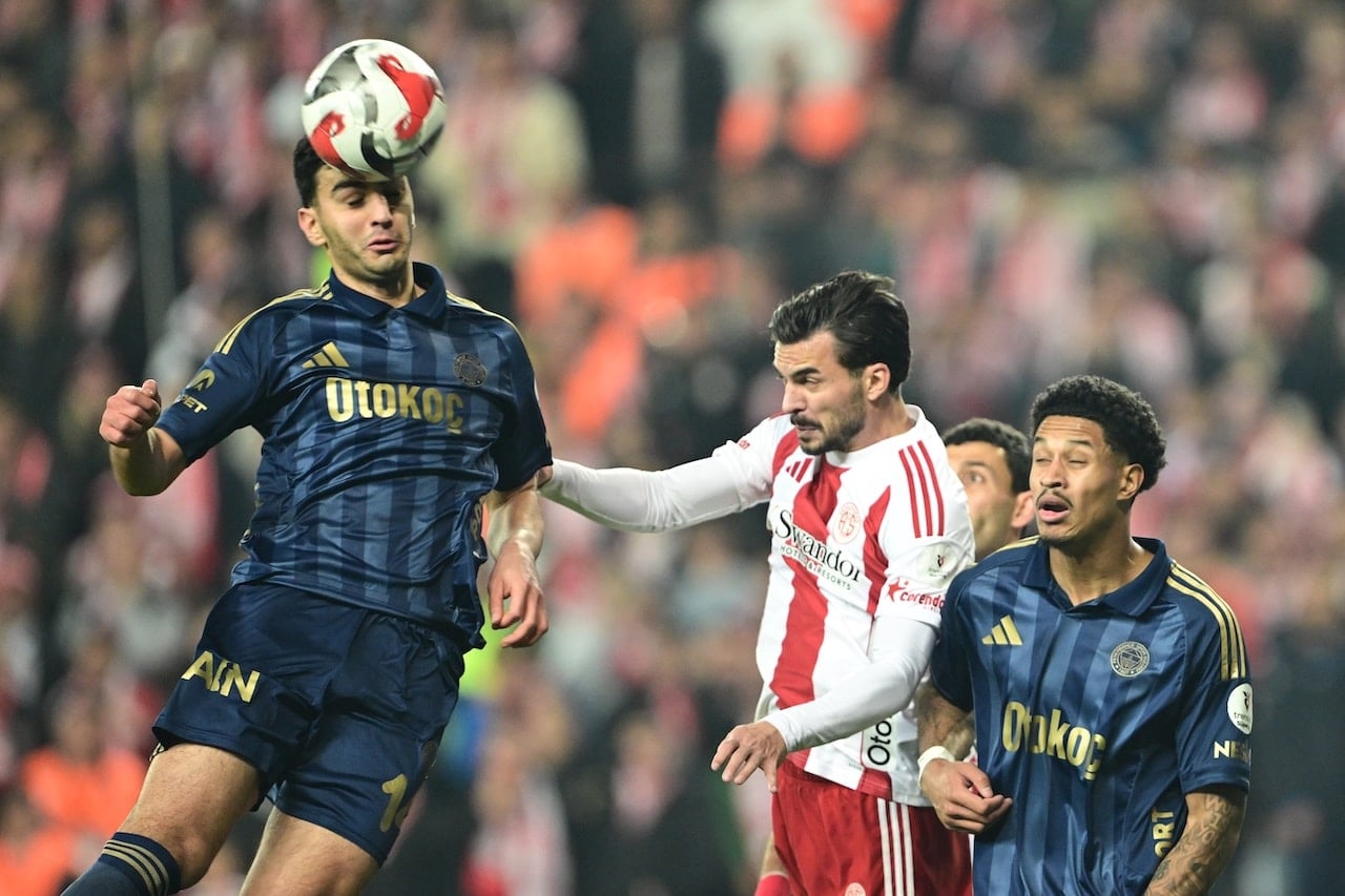 Fenerbahçe'den tepki: 'İstisna olmaktan çıkan hakem hataları...'