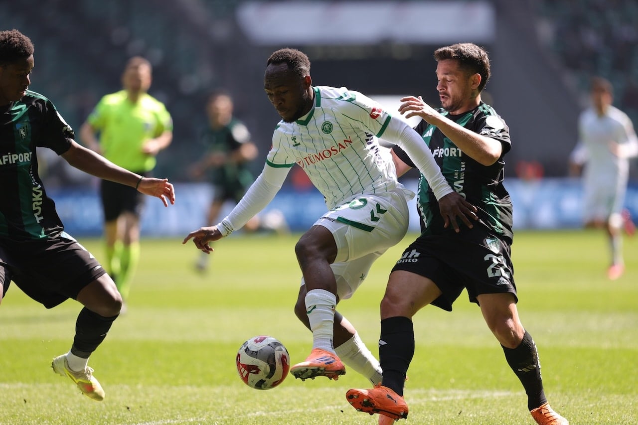 Konyaspor 3 puanı uzatmalarda kaptı