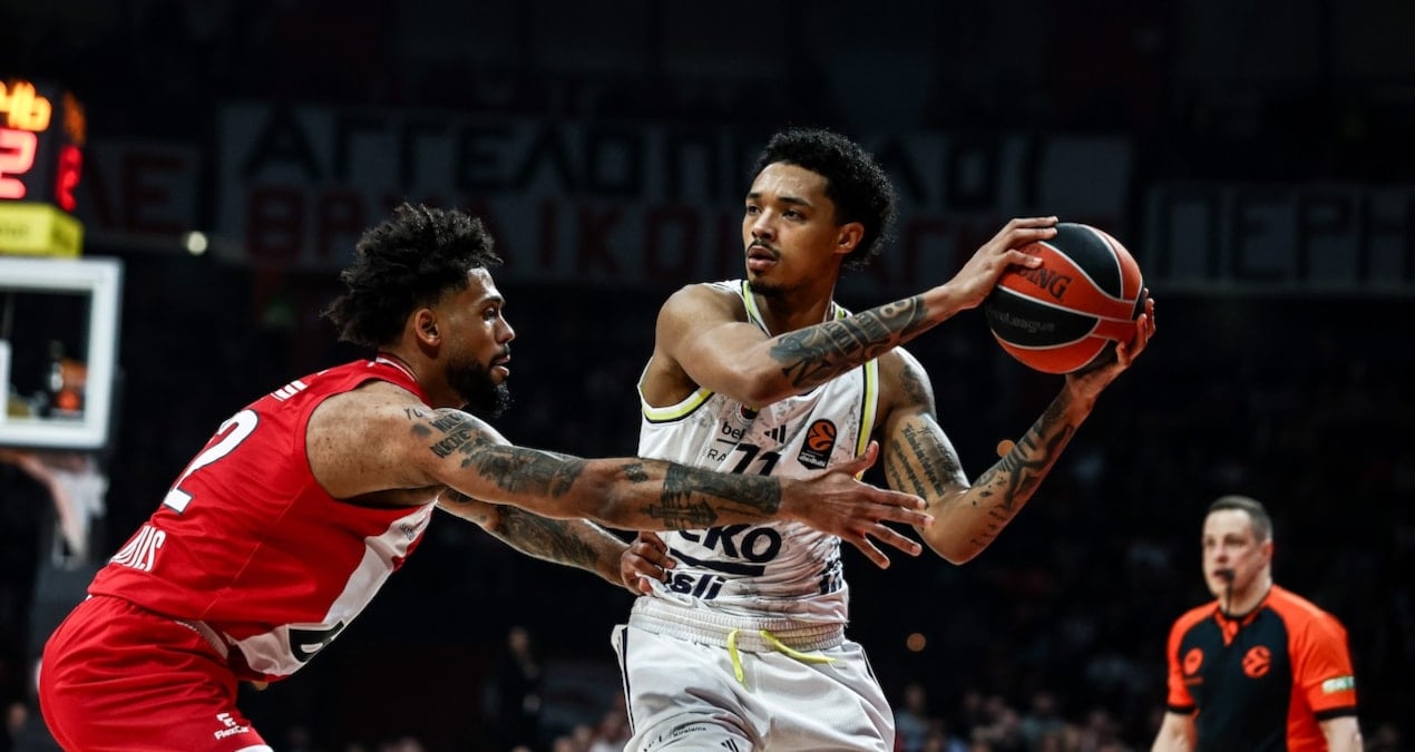 Fenerbahçe Yunanistan'da kaybetti