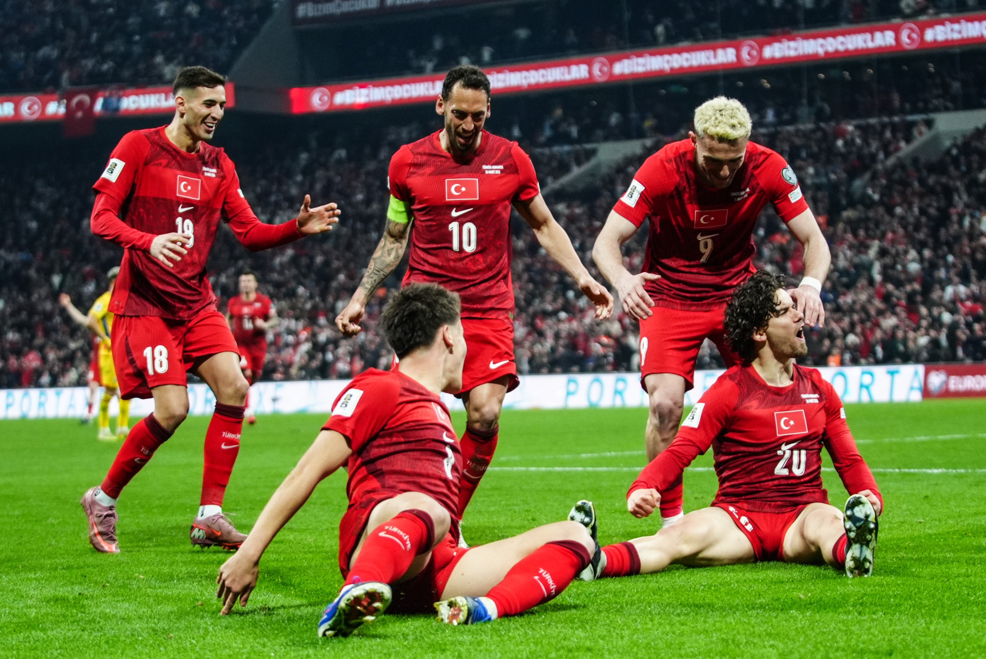 Finaldeyiz! Tarih yazmaya bir adım kaldı