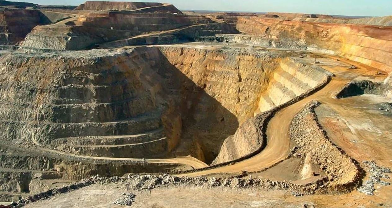 Borç batağındaki ülkede devasa altın ve gümüş rezervi keşfedildi! Madencilikte dünya devi olacaklar