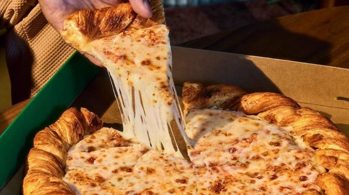 Dev pizza zinciri 300 şubesini kapatacak