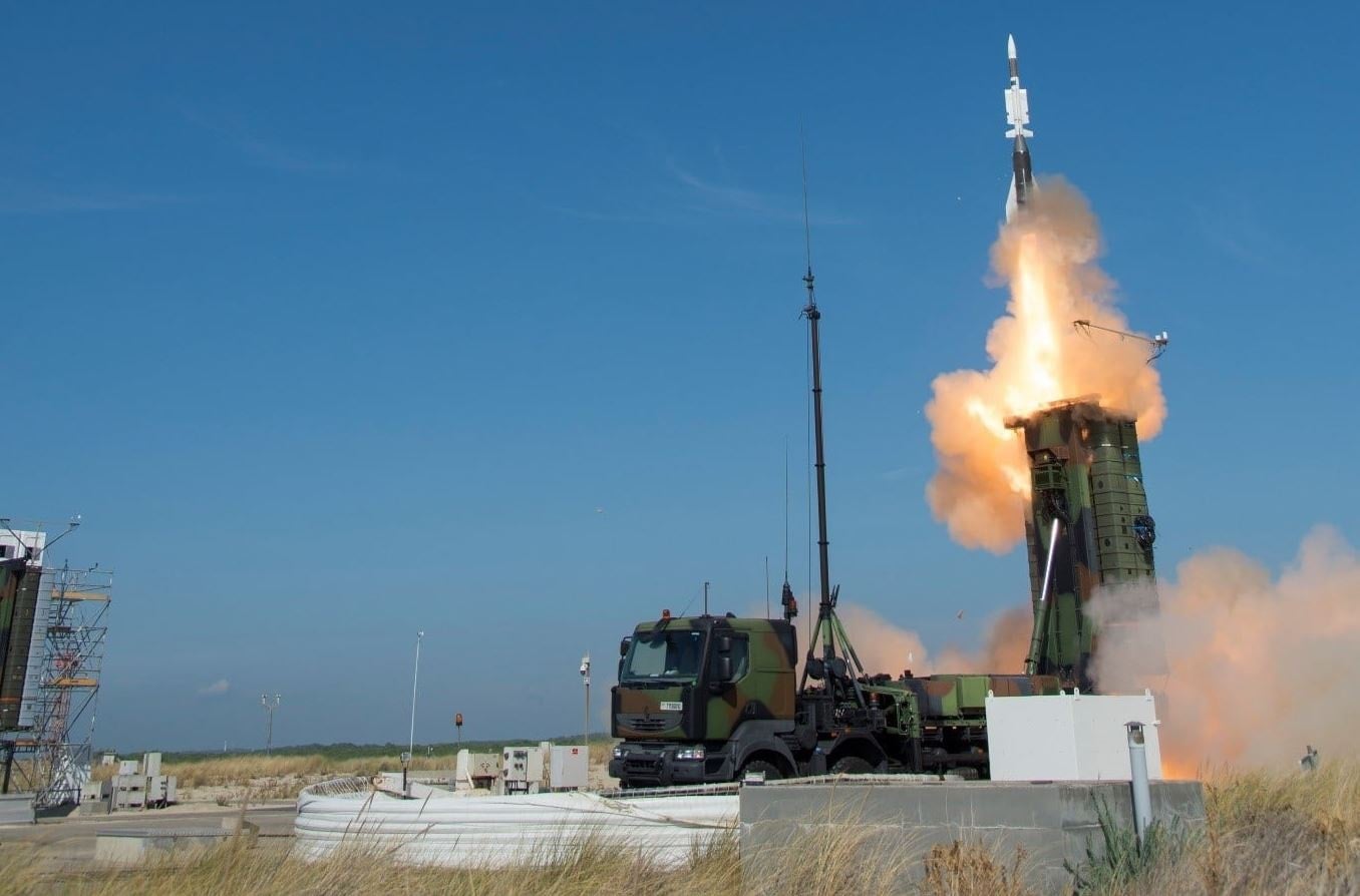 Türkiye'nin de kullandığı Patroit hava savunmasına rakip olarak geliştirildi! Envantere sokmak için gün sayıyorlar