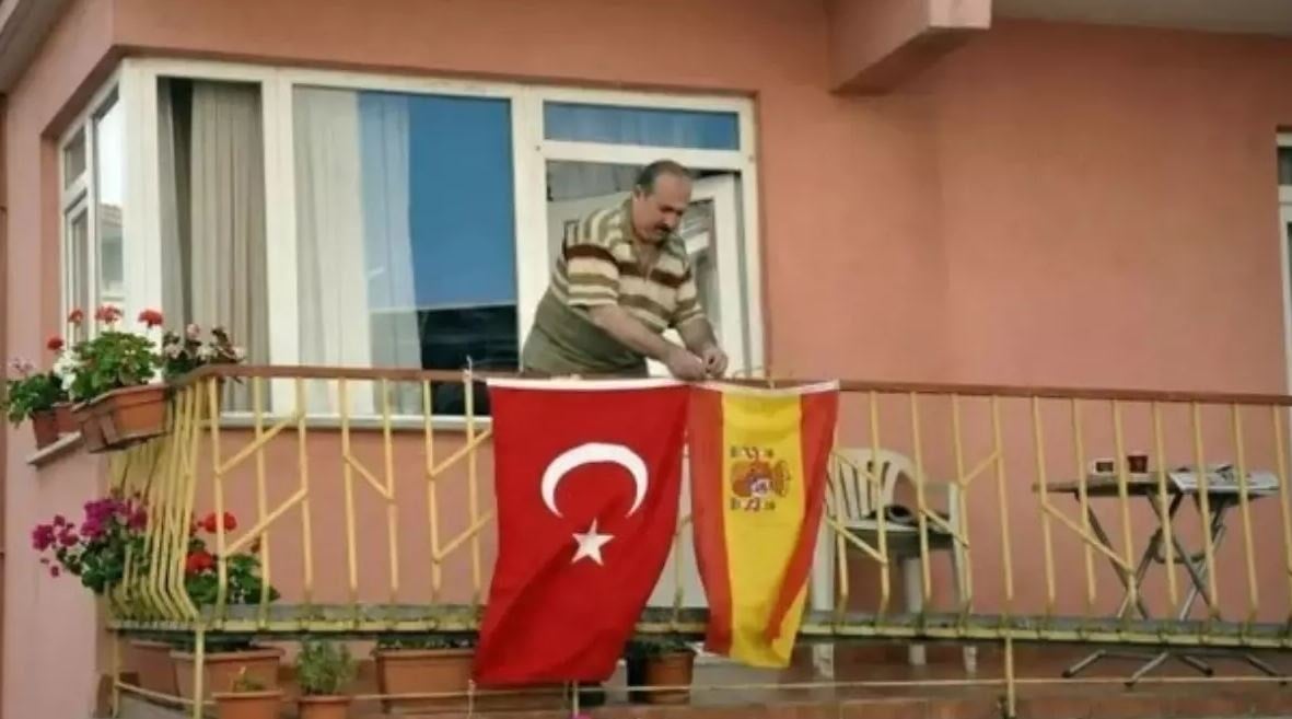 İspanyollar Türkler için harekete geçti! İmza toplamaya başladılar