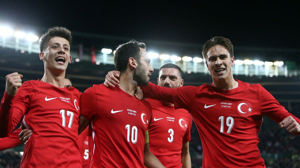 Tarihi maça saatler kaldı! İşte muhtemel 11'ler