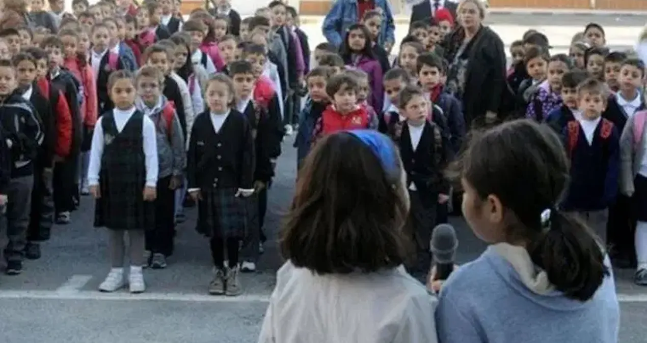 'Andımız okunsun' diyen veliye terör suçlaması