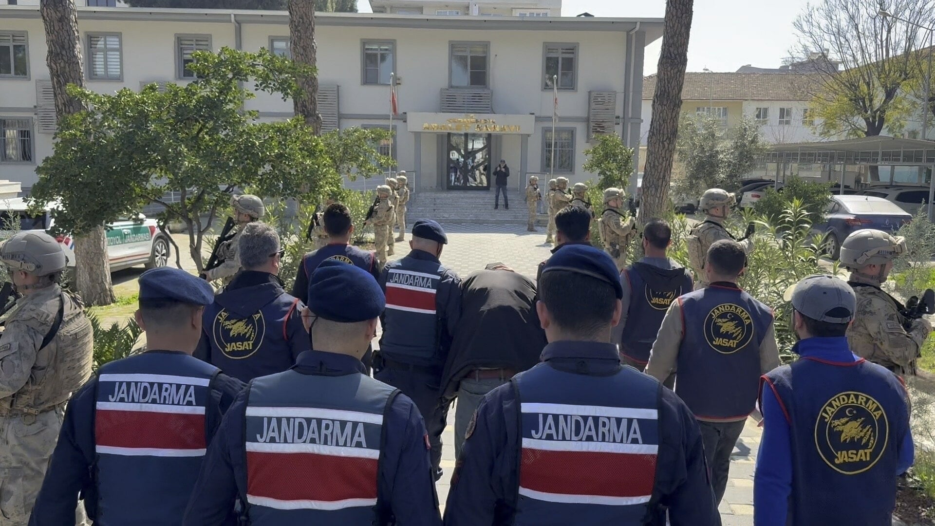 Kızı tarafından evde ölü bulundu: Katil en yakını çıktı!