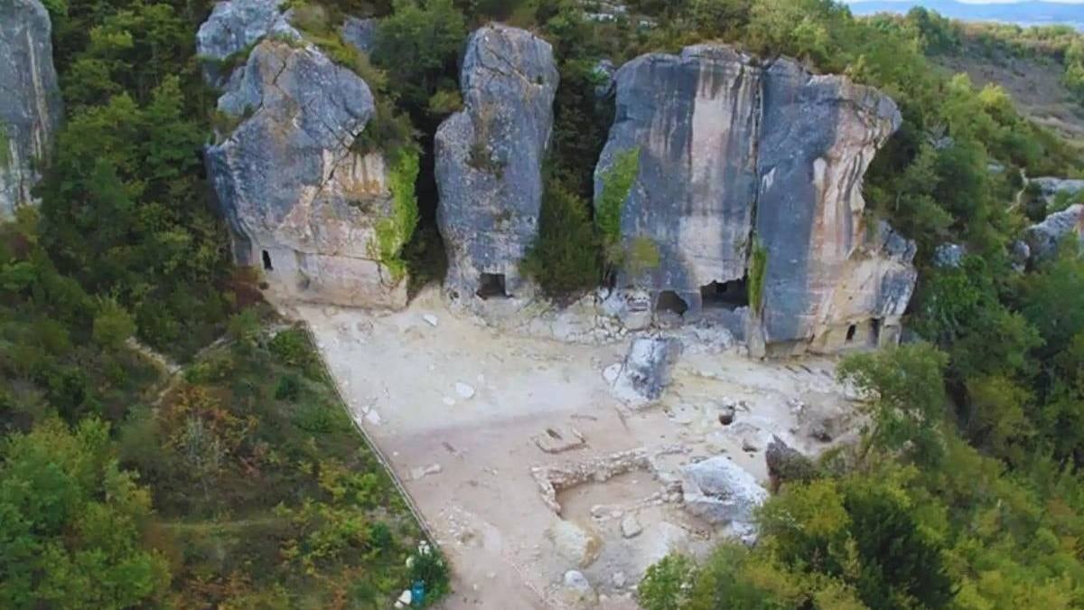 Unutulmuş medeniyet gün yüzüne çıktı: Yüzyıllarca yer altında yaşadılar