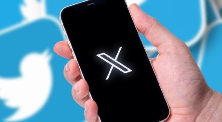 Tweet okurken ağzınızın tadı kaçacak! Artık ücretli olacak