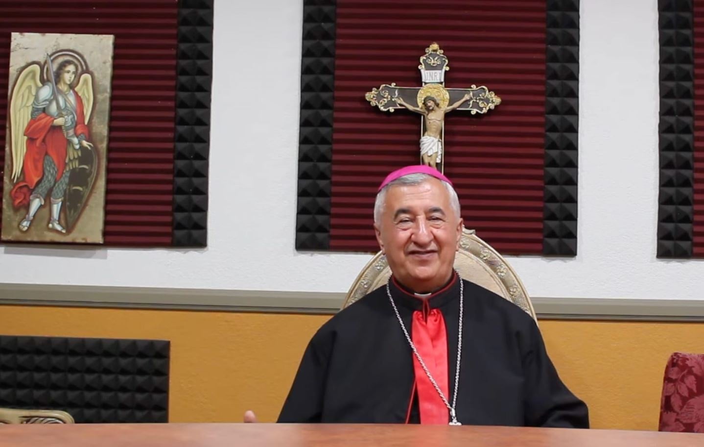 Kilisenin paralarını genelevde yiyen piskopos ülkeyi karıştırdı