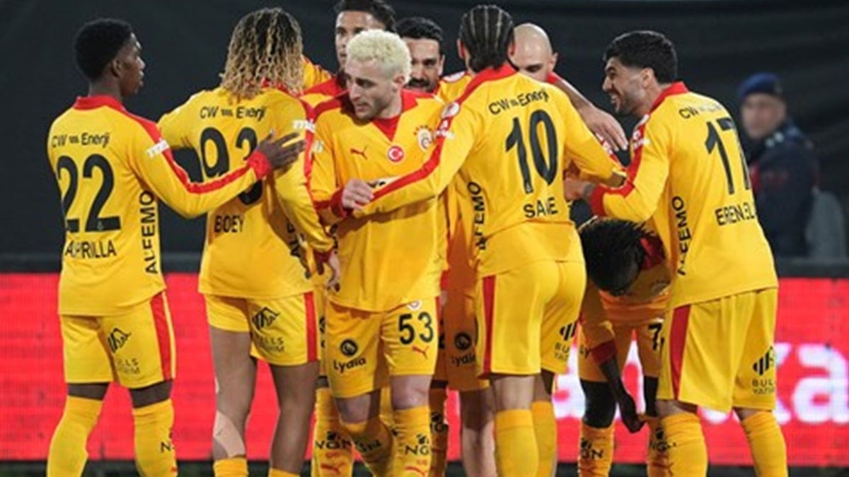 Okan Buruk'un vazgeçilmezine dev talip: Kariyer sezonunu yaşıyor