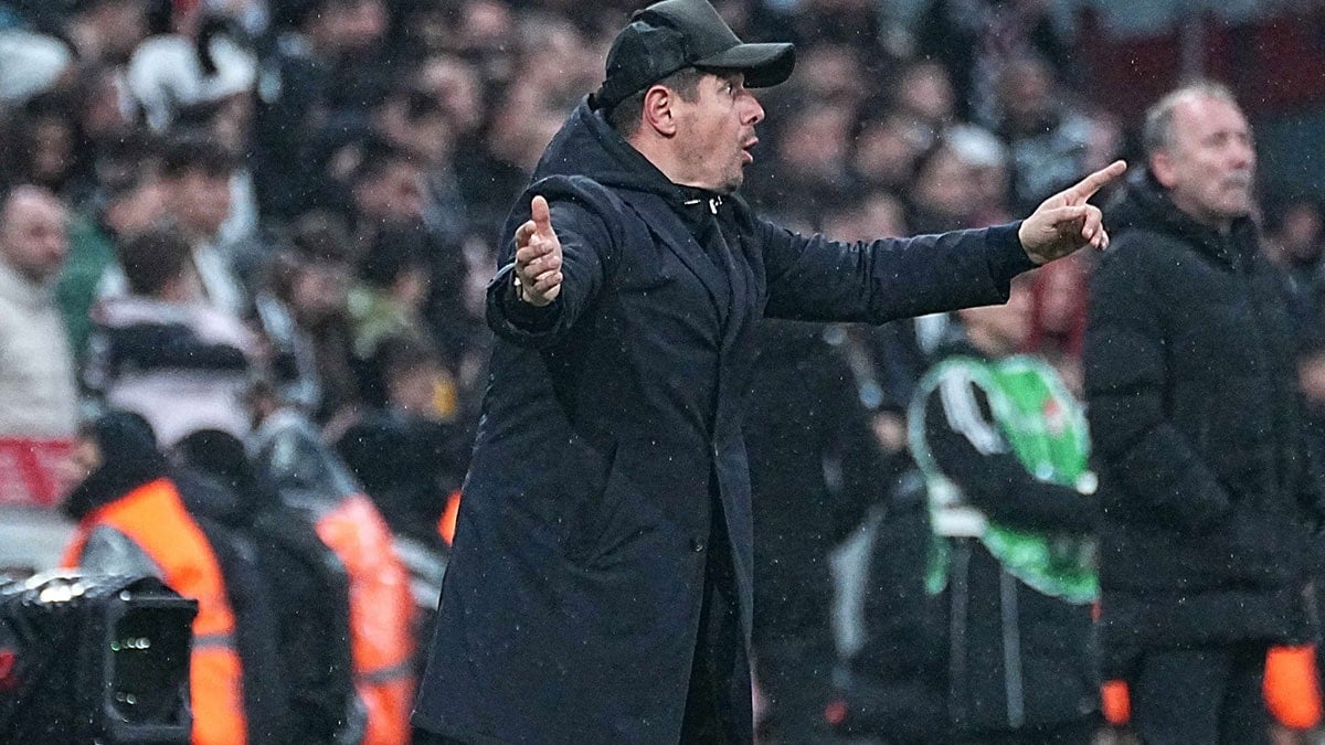 Emre Belözoğlu'ndan takımına olay sözler