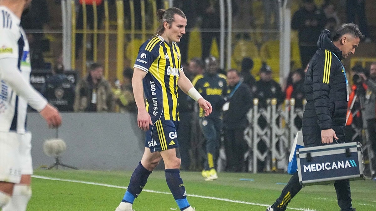 Fenerbahçe'de Çağlar Söyüncü kararı