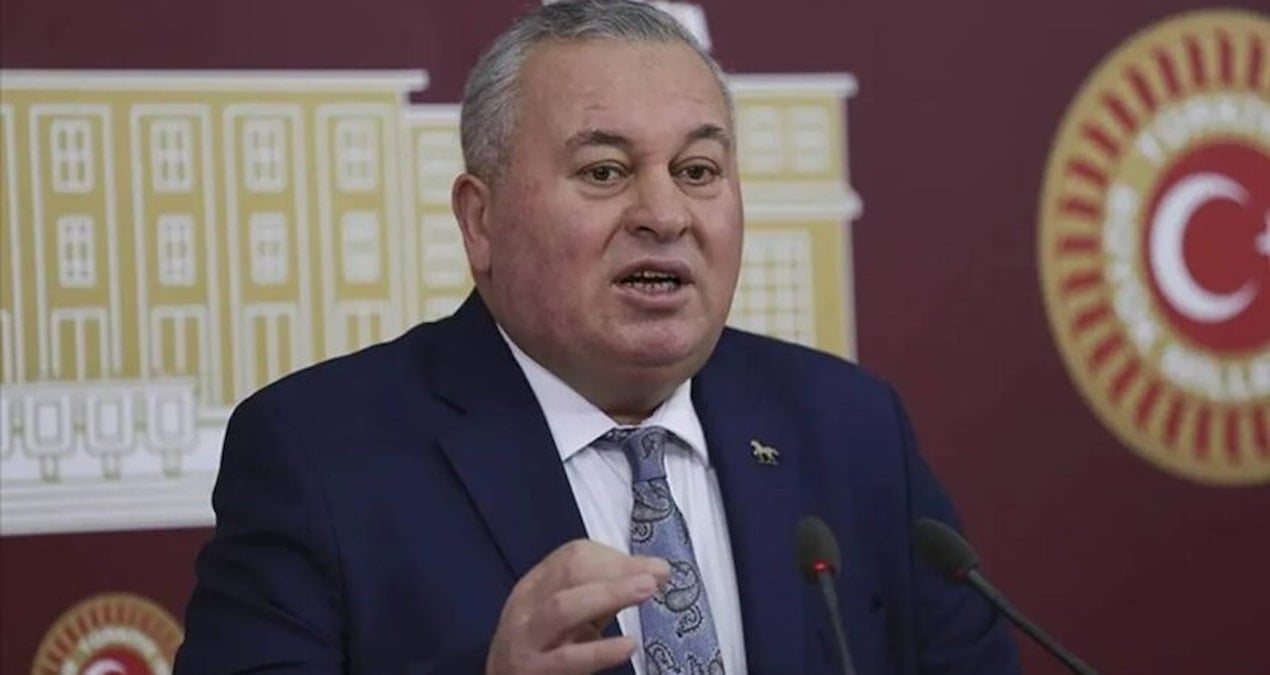 Cemal Enginyurt trafik kazası geçirdi, ölümden döndü