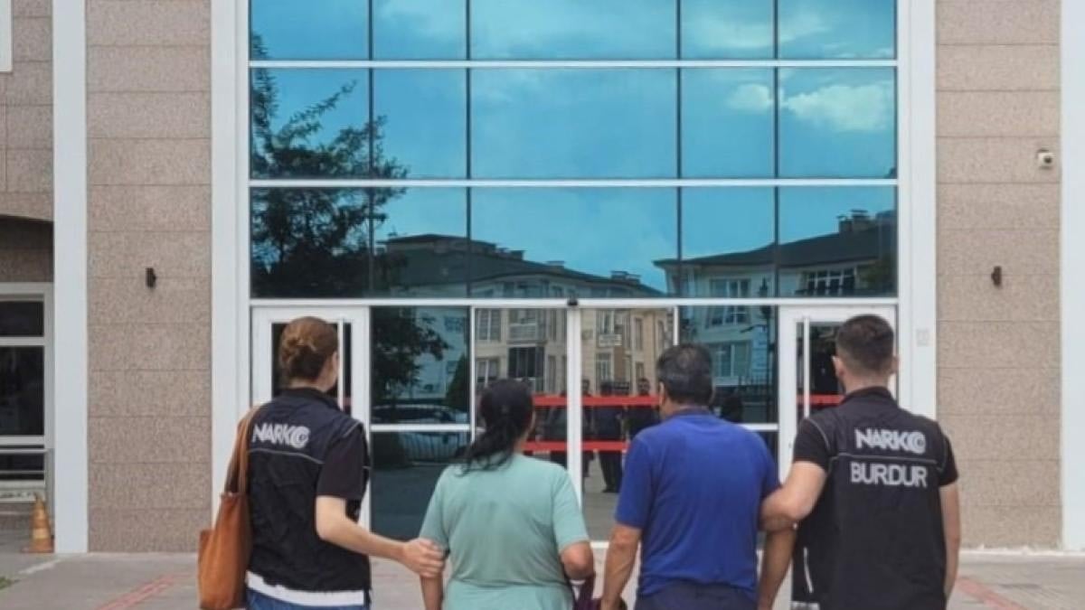 Burdur'da uyuşturucu operasyonunda yakalanan zanlı tutuklandı