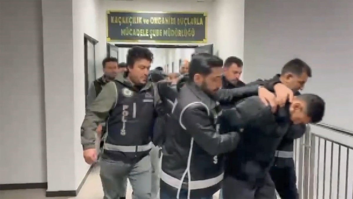 İş insanını tehdit etmişlerdi! Çeteye operasyon düzenlendi, 7 kişi tutuklandı