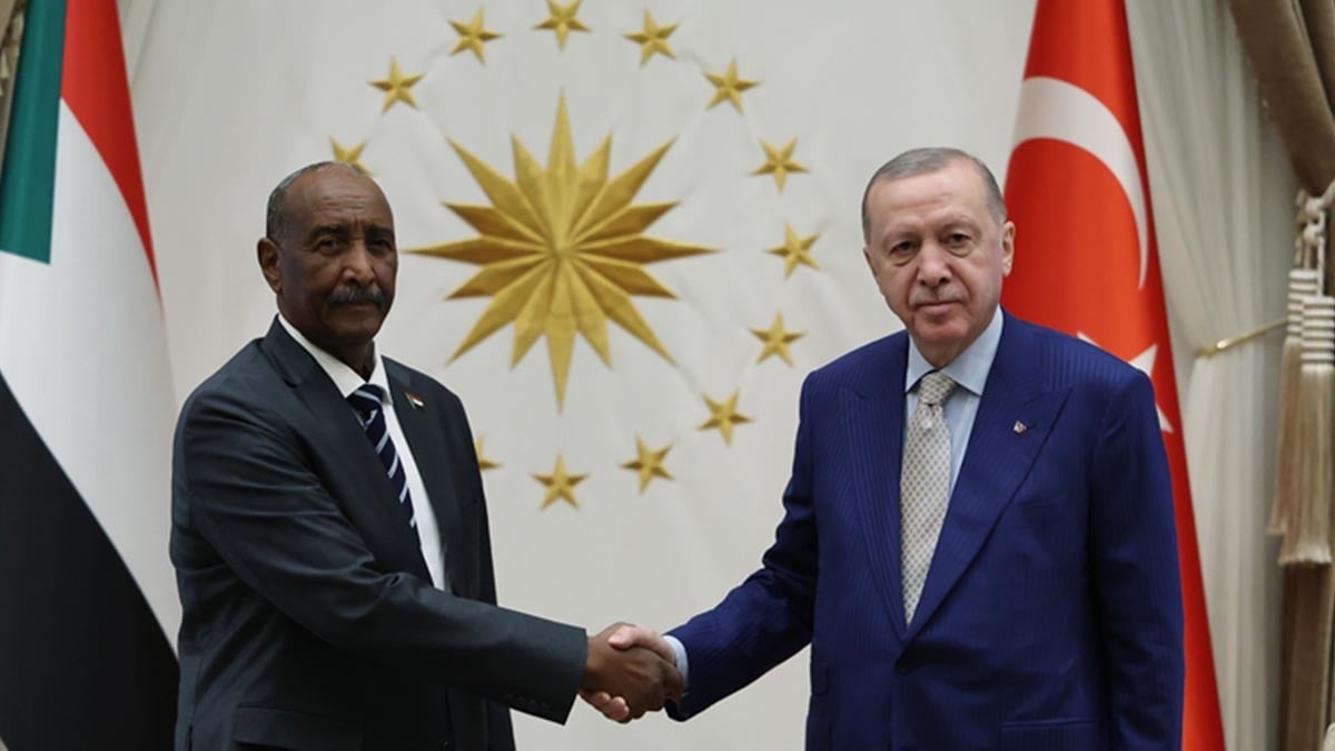 Cumhurbaşkanı Erdoğan, Sudan lideri Burhan ile telefonda görüştü